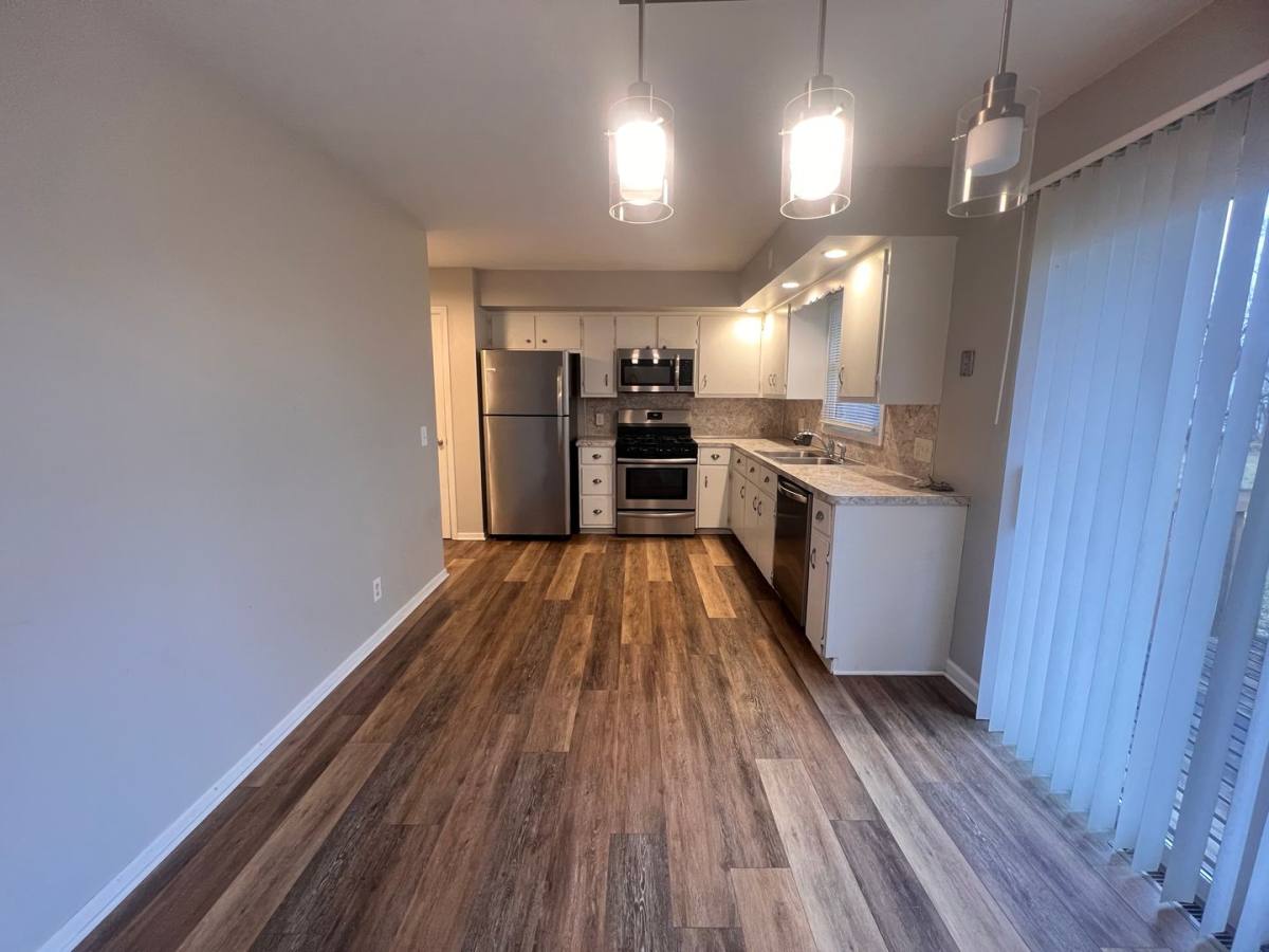 Townhouse for rent at 964 Rosewood St, Jenison, MI 49428