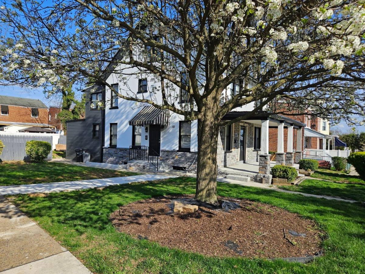 Apartment for rent at 101 E 35th St, Wilmington, DE 19802