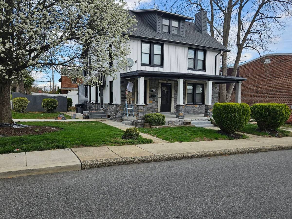 Apartment for rent at 101 E 35th St, Wilmington, DE 19802
