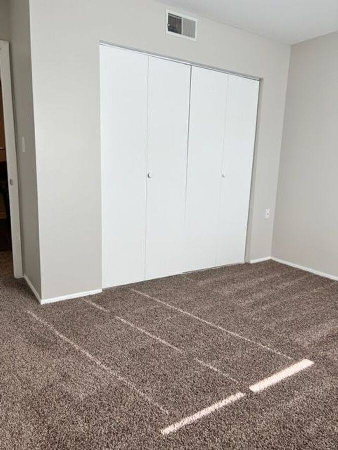 Apartment for rent at 109 Scarborough Court #I6, Chesterton, IN 46304