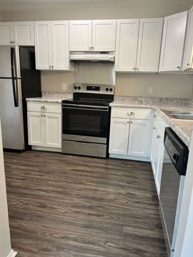 Apartment for rent at 109 Scarborough Court #I6, Chesterton, IN 46304