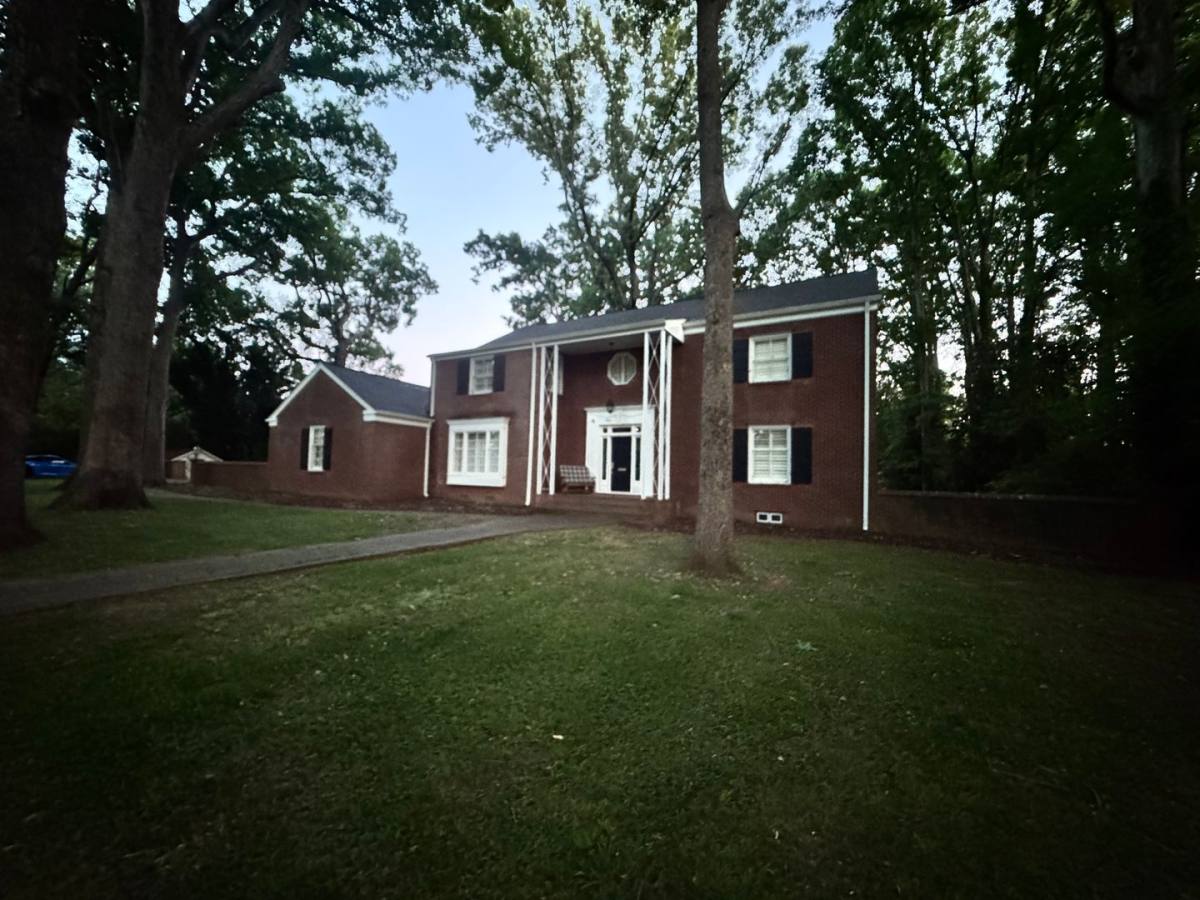 House for rent at 906 Crescent Circle, Kings Mountain, NC 28086