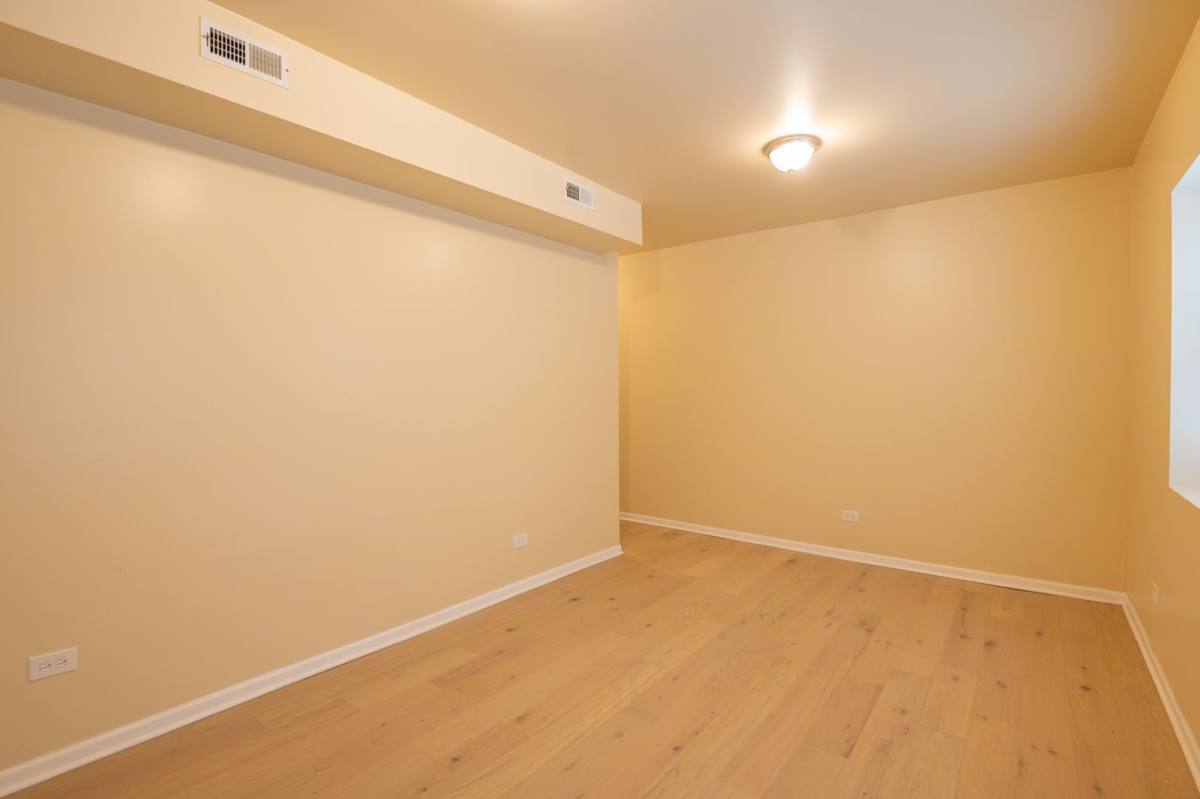 Apartment for rent at 1204 W 78th, Chicago, IL 60620