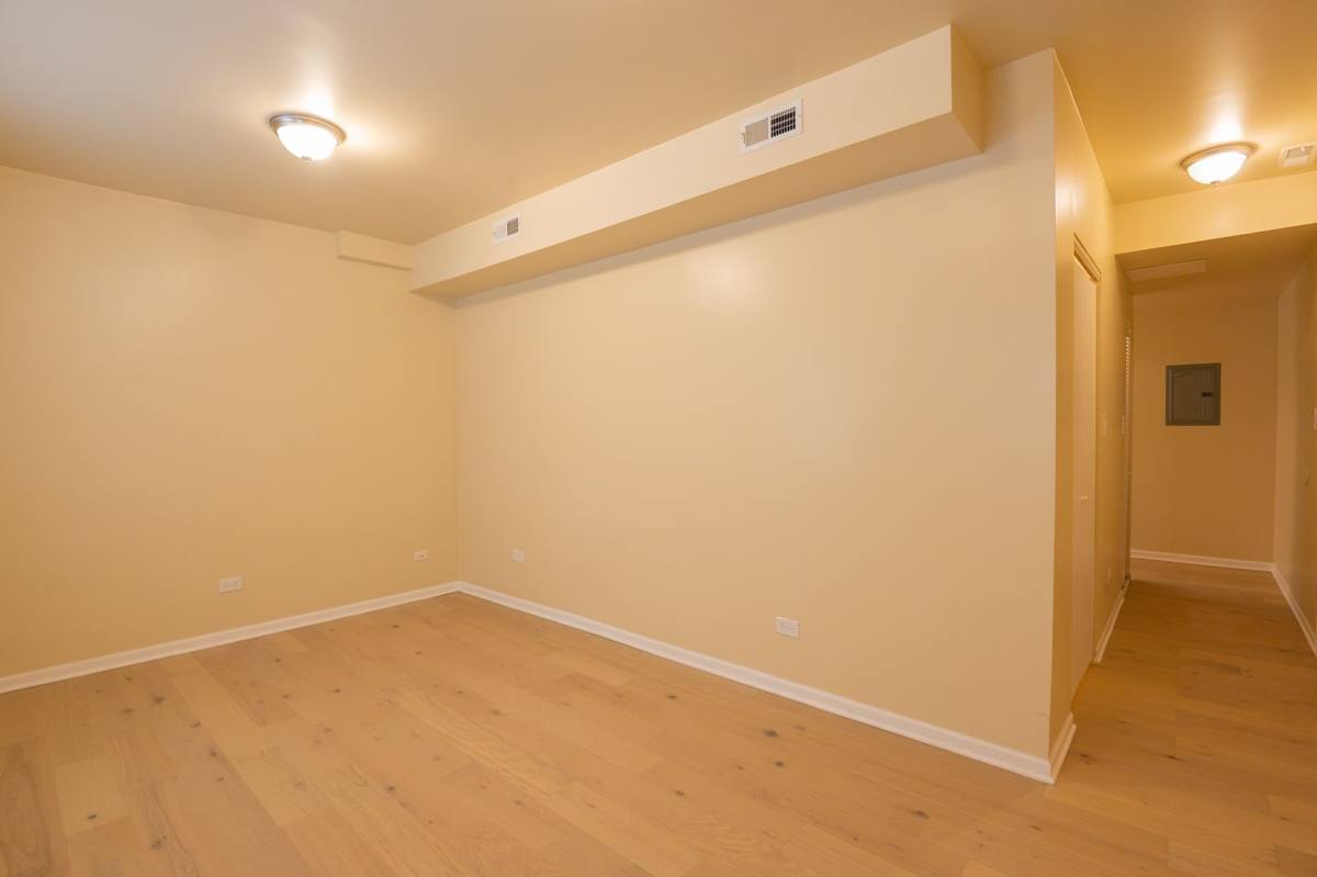 Apartment for rent at 1204 W 78th, Chicago, IL 60620