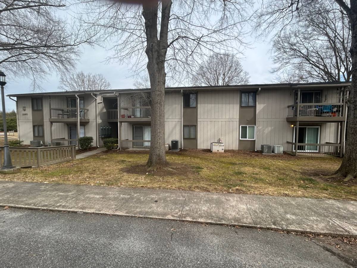 House for rent at 2260 Sunderland Rd, Winston Salem, NC 27103