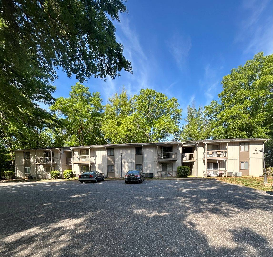 House for rent at 2260 Sunderland Rd, Winston Salem, NC 27103