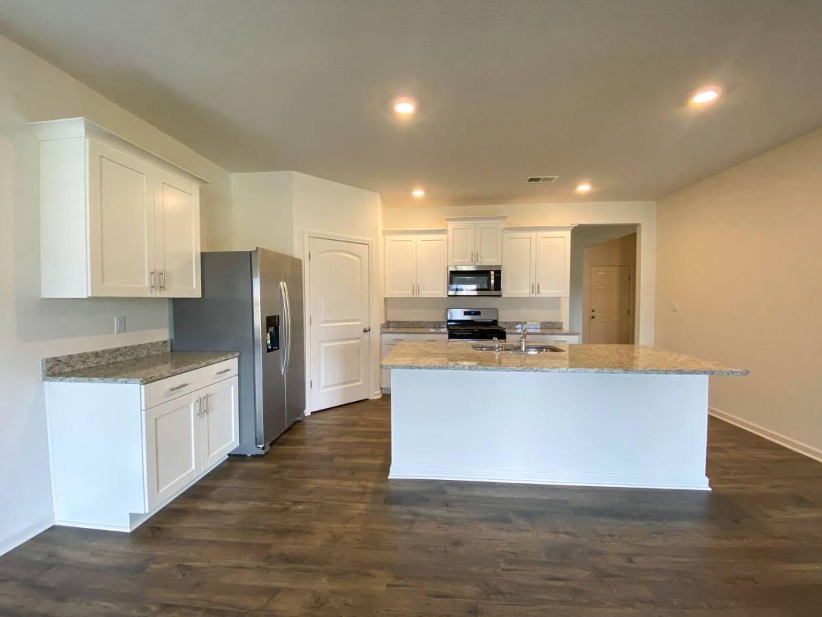House for rent at 195 Daisy Dr, Somerville, TN 38068