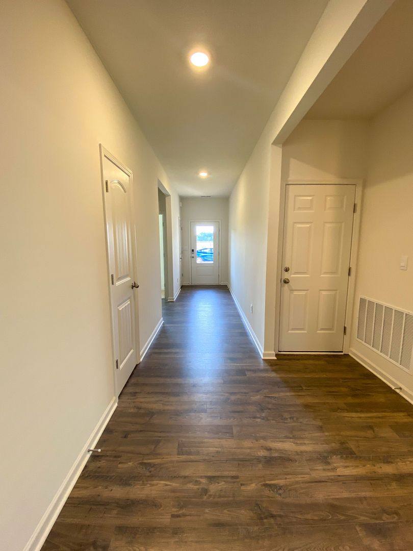 House for rent at 195 Daisy Dr, Somerville, TN 38068