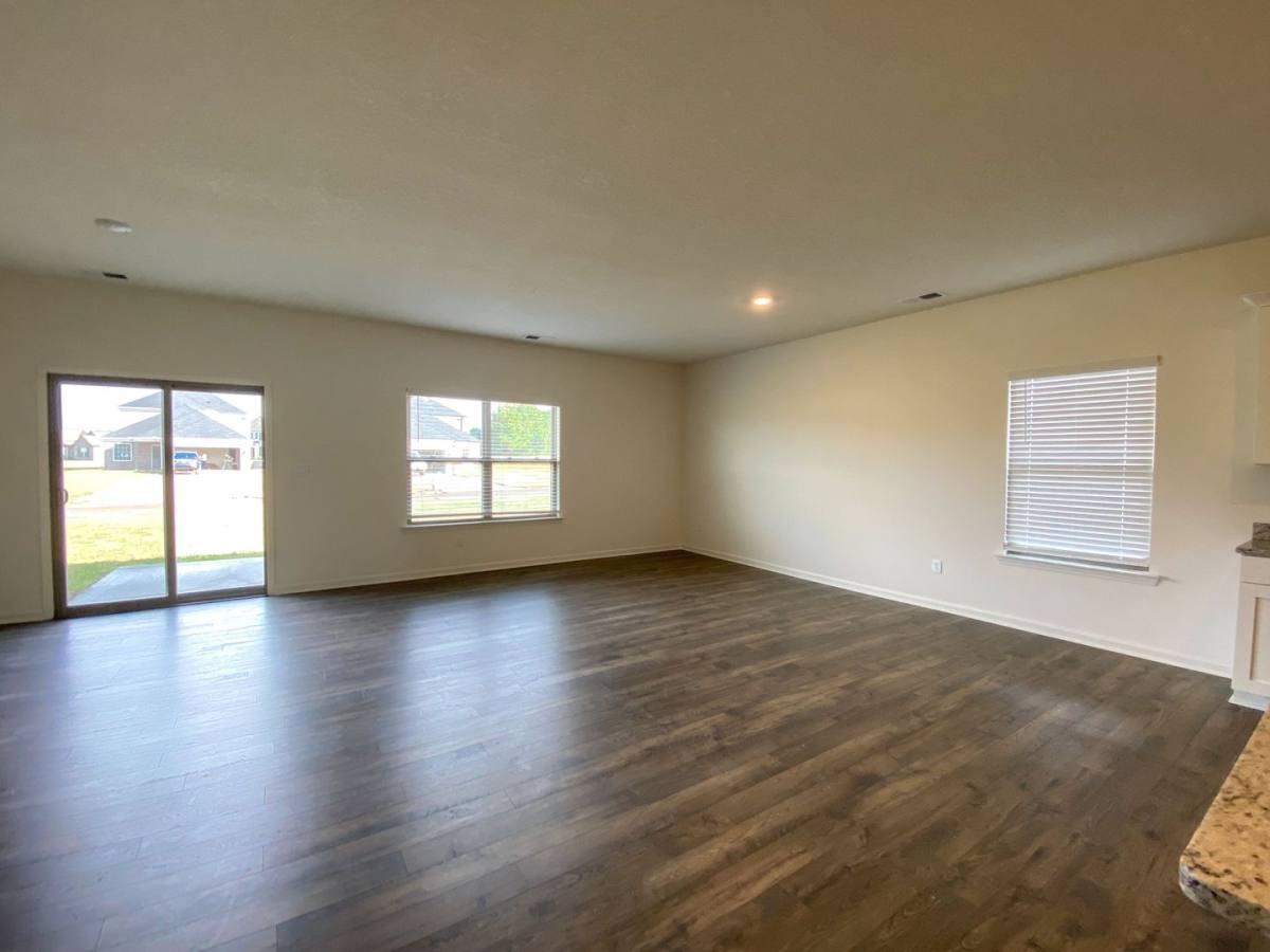House for rent at 195 Daisy Dr, Somerville, TN 38068