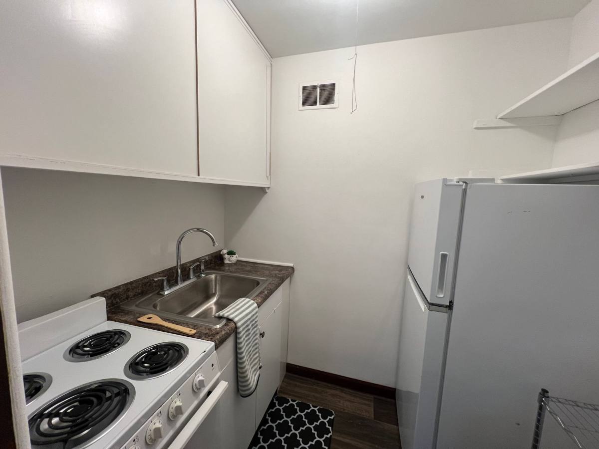 Apartment for rent at 1104 100th Ave, Minneapolis, MN 55433