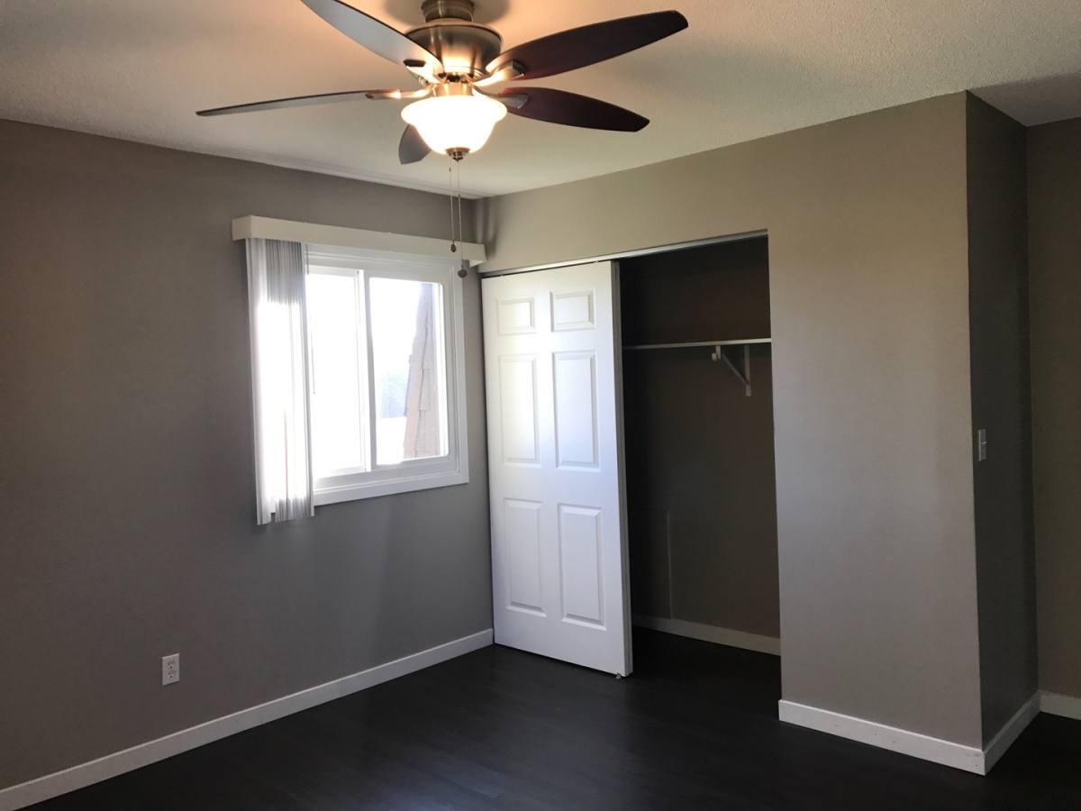 Apartment for rent at 616, 617, 624, 625 N Oaks Dr, Osseo, MN 55369