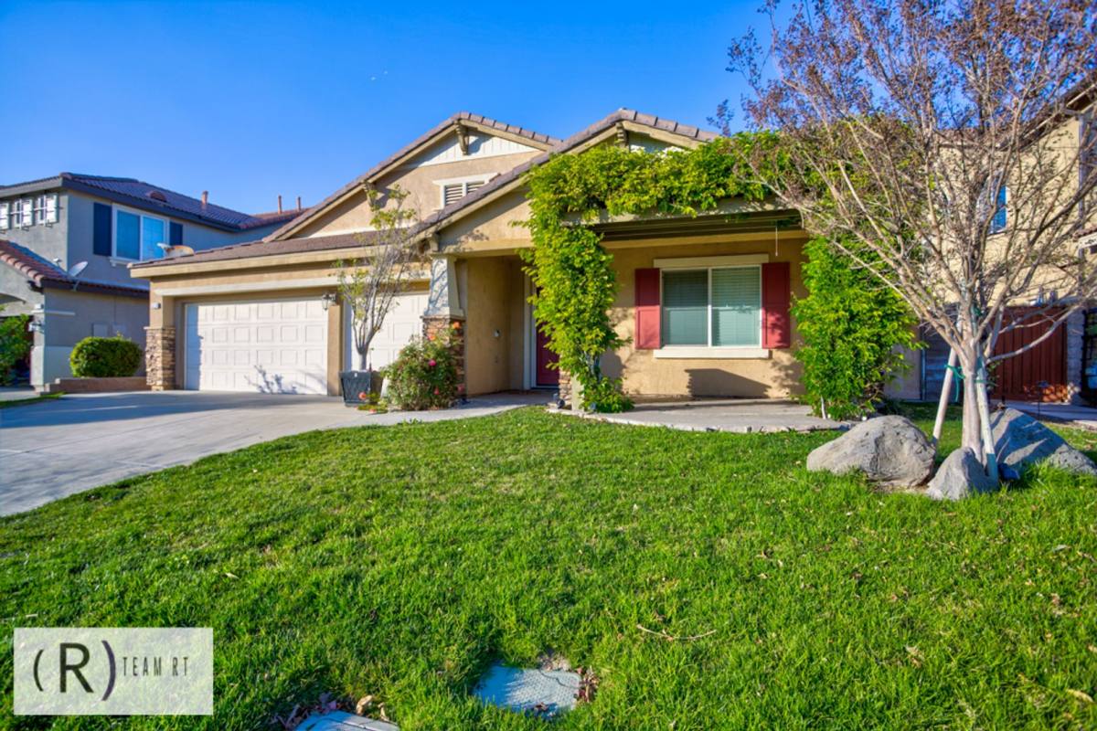 House for rent at 13724 Beaconsfield Lane, Corona, CA 92880
