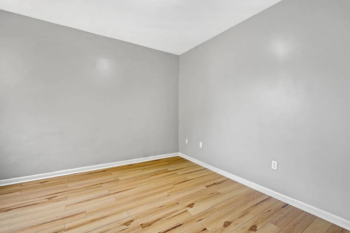 Apartment for rent at 3805 California Ave, Pittsburgh, PA 15212