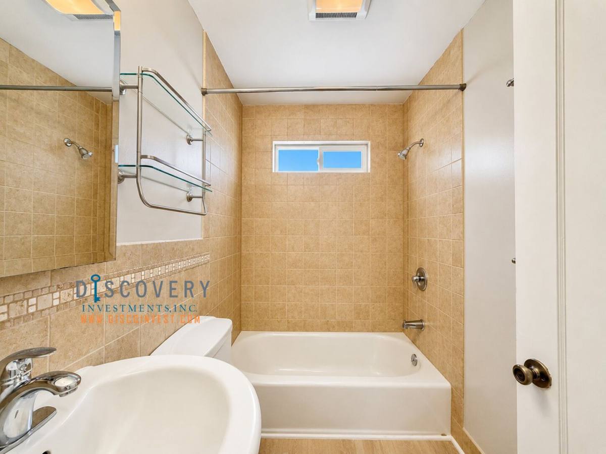 Apartment for rent at 2529 Eagle Ave, Alameda, CA 94501
