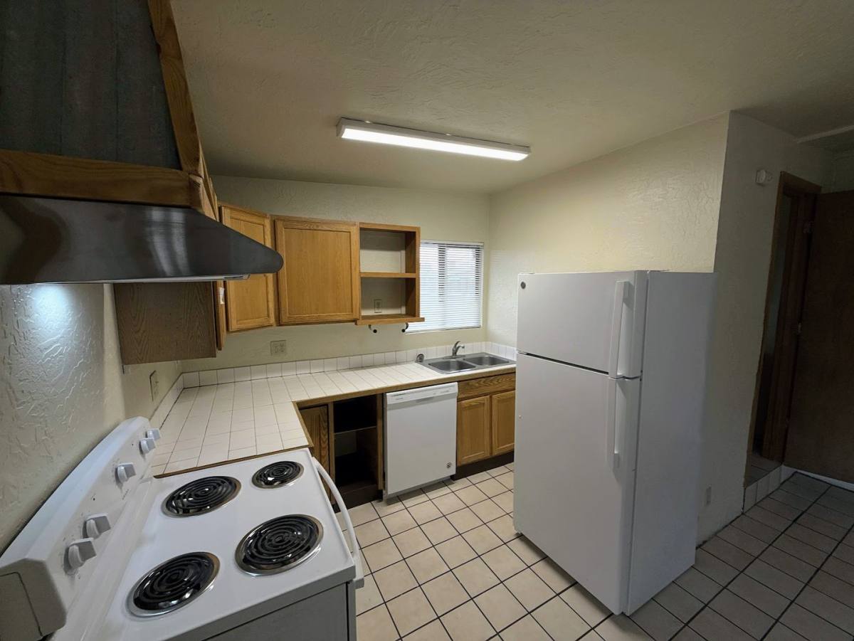 Townhouse for rent at 4443 S 4th Ave, Tucson, AZ 85714