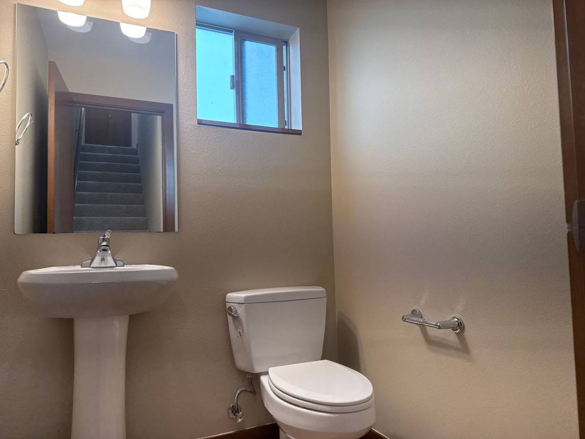Townhouse for rent at 1741 NW 58th St #A, Seattle, WA 98107