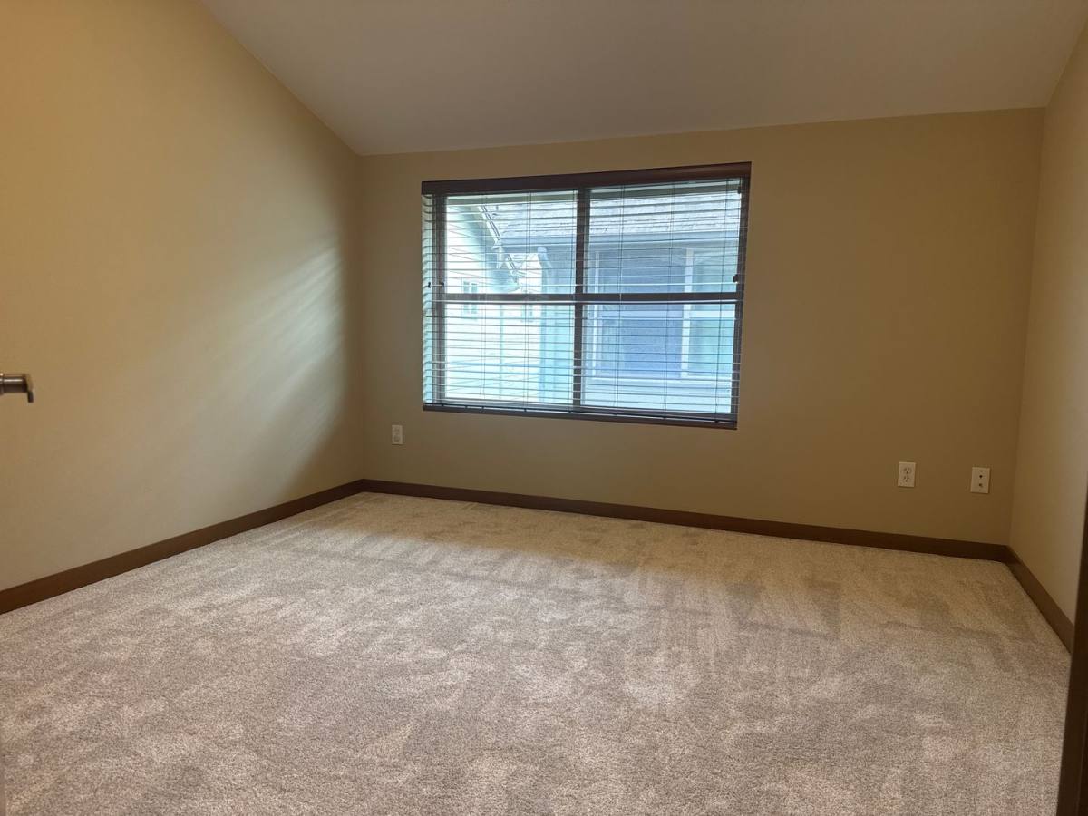 Townhouse for rent at 1741 NW 58th St #A, Seattle, WA 98107