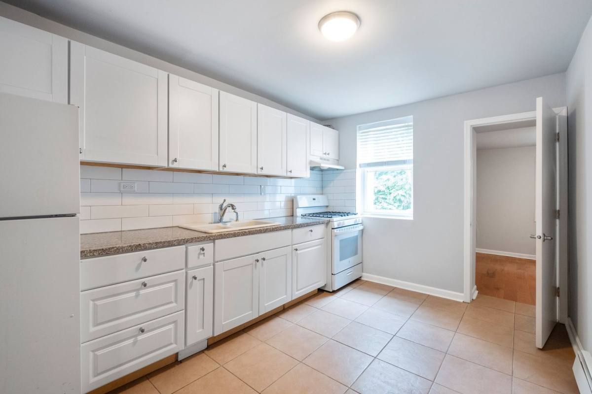 Apartment for rent at 1621 Ogden St, Philadelphia, PA 19130