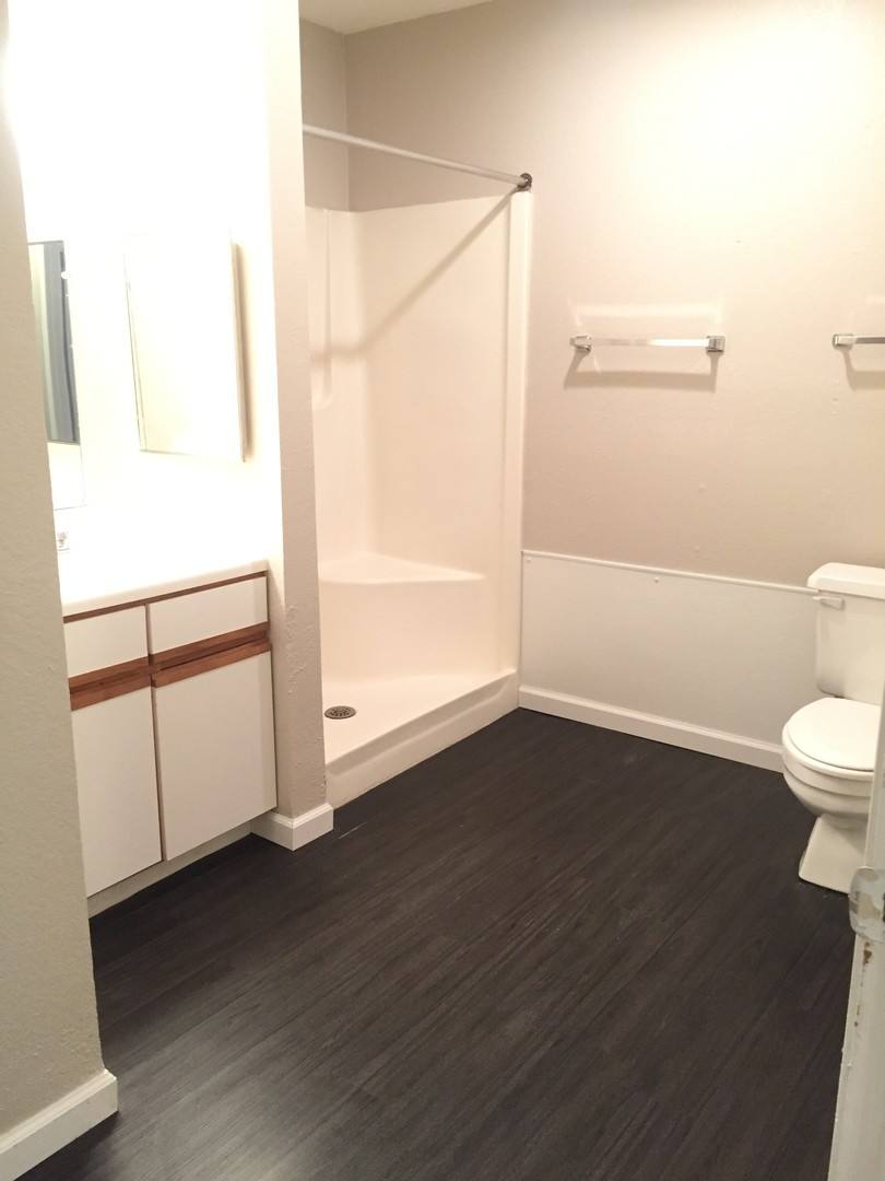Apartment for rent at 1108 Randolph St, Glasgow, MO 65254
