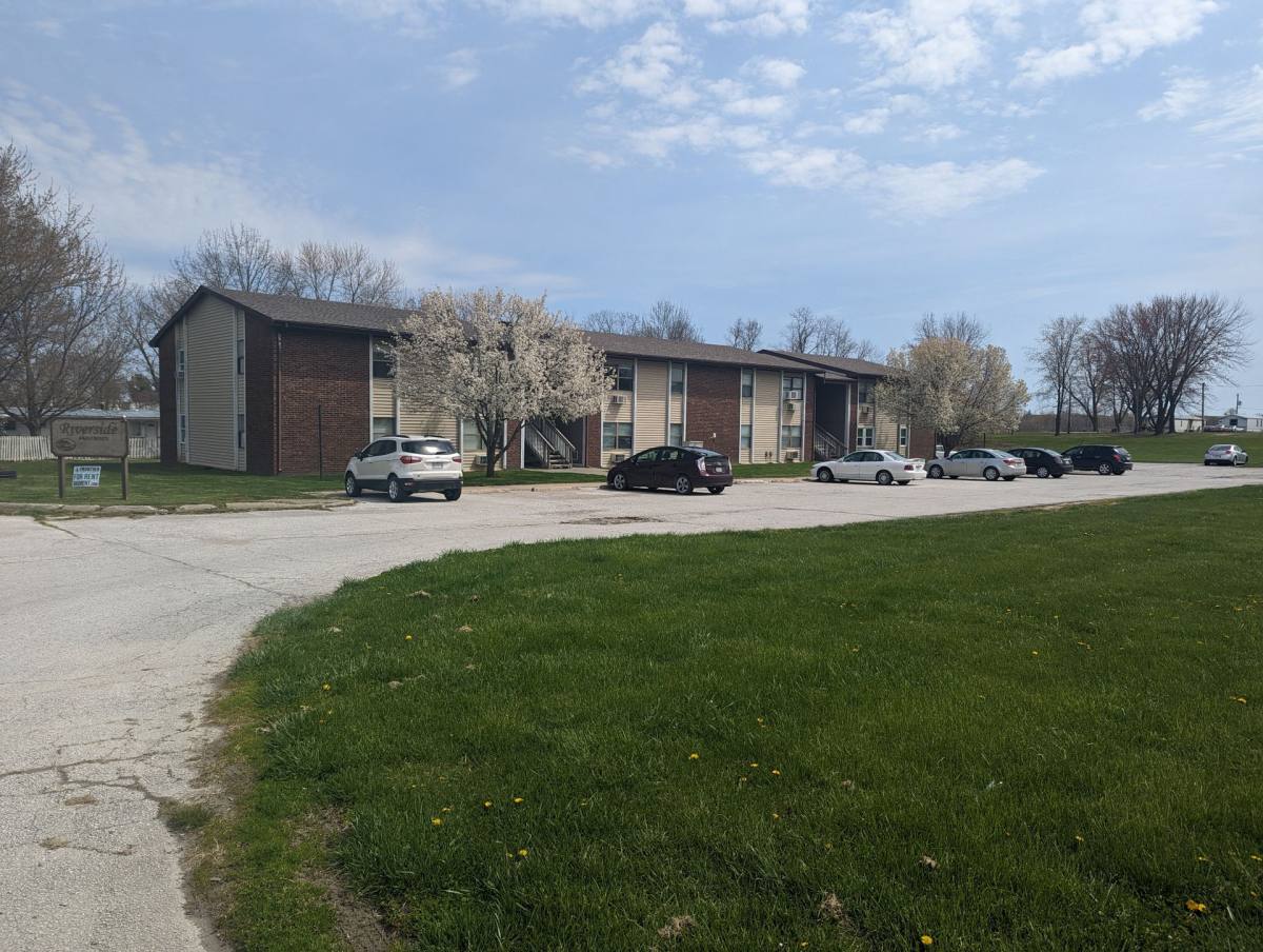 Apartment for rent at 1108 Randolph St, Glasgow, MO 65254