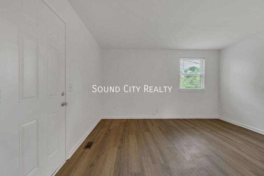 Apartment for rent at 1610 17th Ave N #B, Nashville, TN 37208