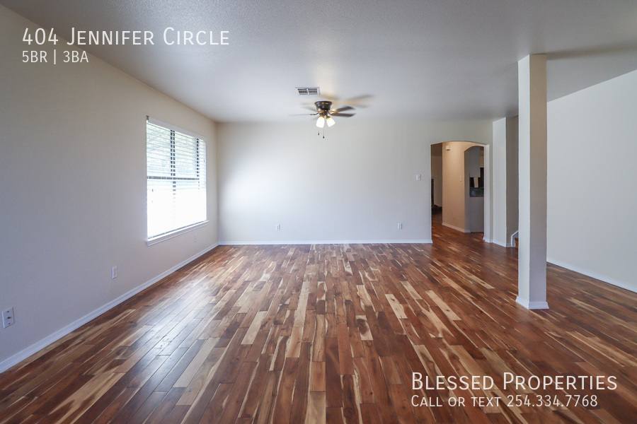 House for rent at 404 Jennifer Circle, Copperas Cove, TX 76522