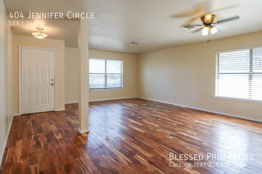 House for rent at 404 Jennifer Circle, Copperas Cove, TX 76522