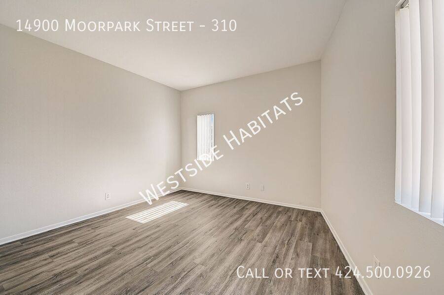 Apartment for rent at 14900 Moorpark St #310, Sherman Oaks, CA 91403