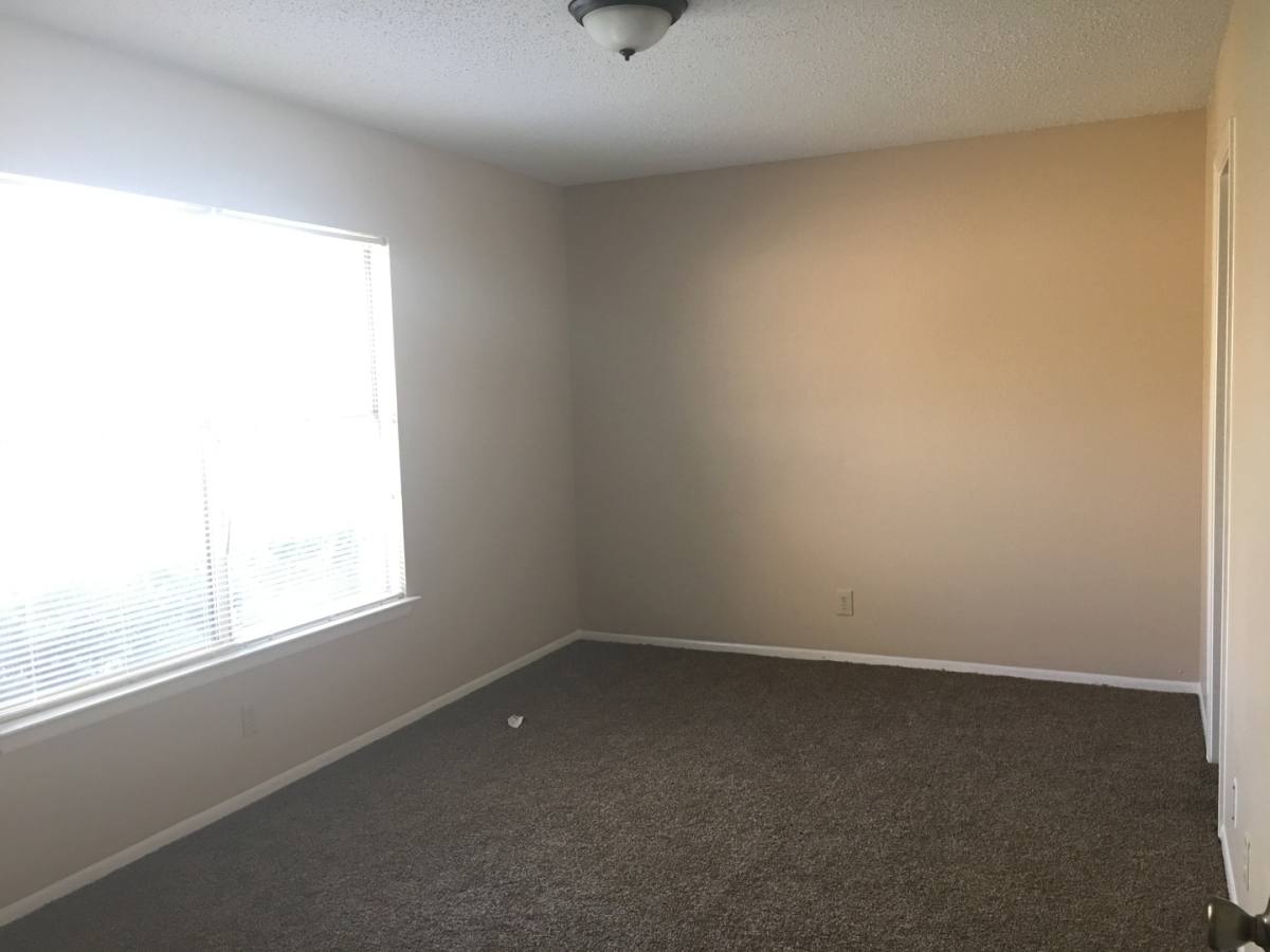House for rent at 8251 Sunshine Trail Dr, San Antonio, TX 78244