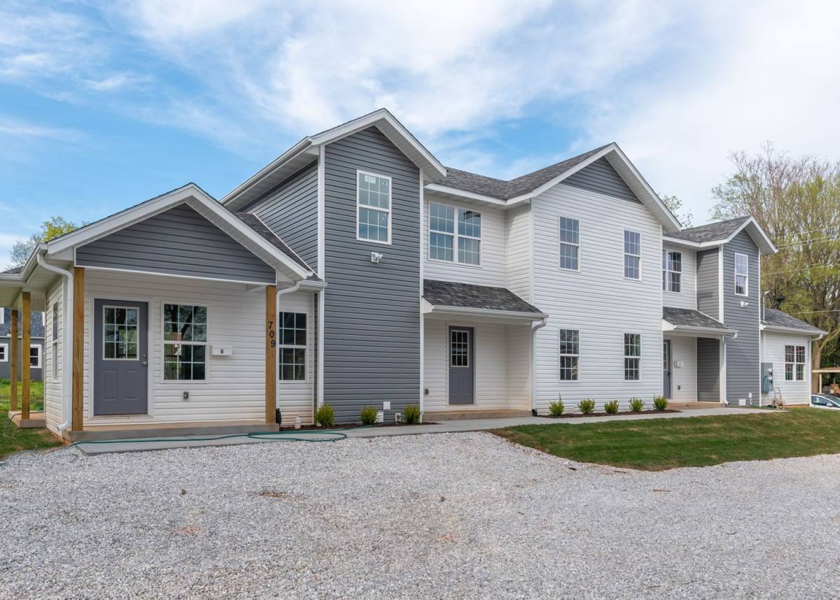 Apartment for rent at 719 S Main Ave, Springfield, MO 65806