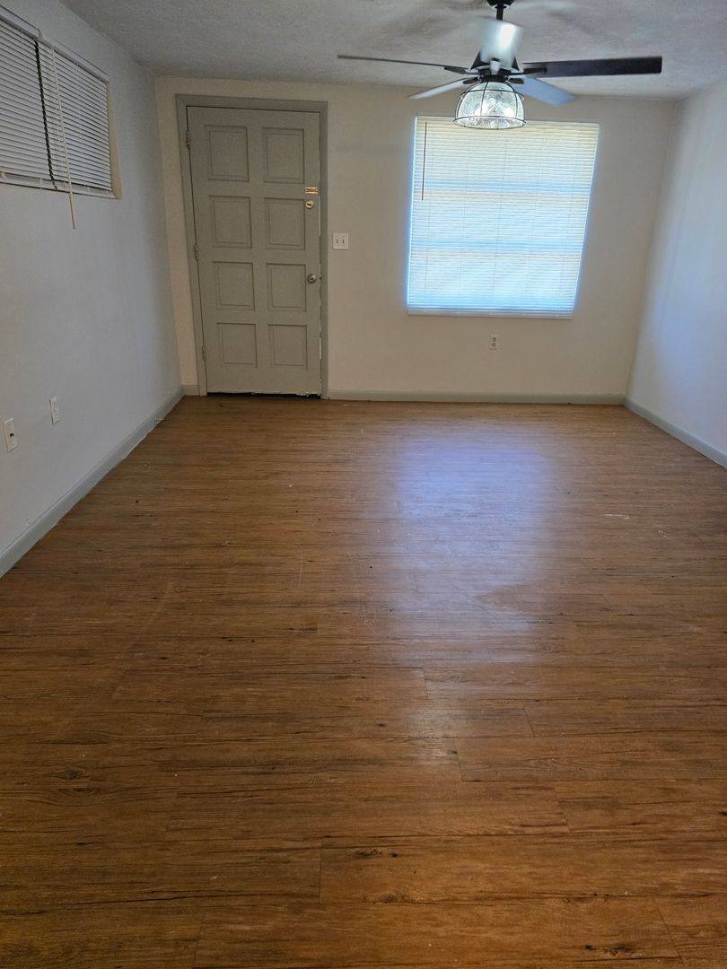 House for rent at 38 S Jefferson St, Beverly Hills, FL 34465