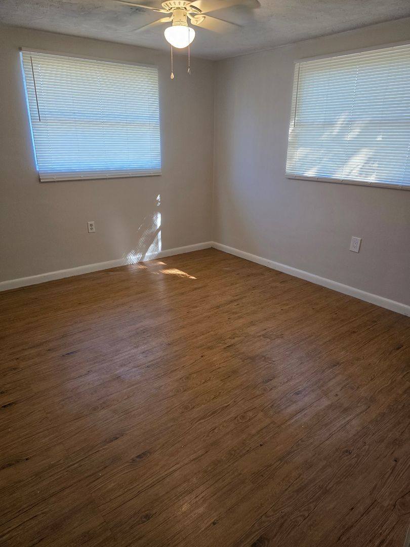 House for rent at 38 S Jefferson St, Beverly Hills, FL 34465