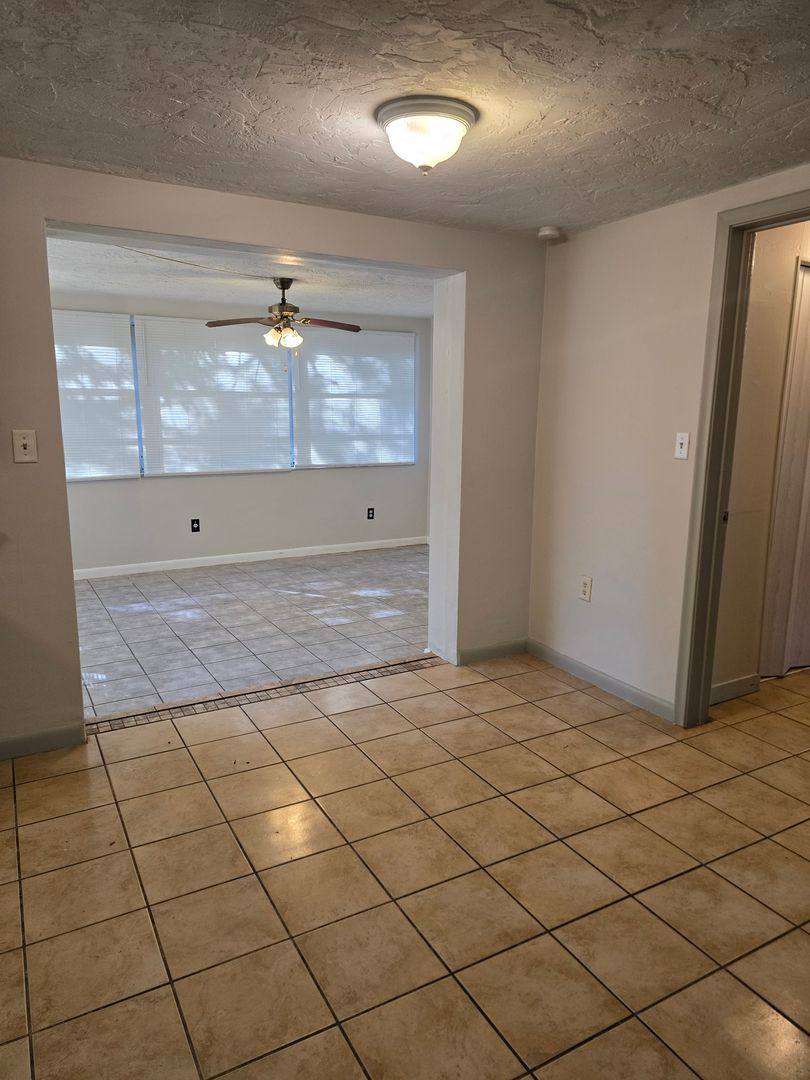 House for rent at 38 S Jefferson St, Beverly Hills, FL 34465
