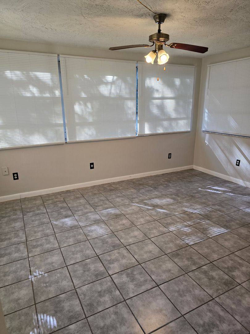 House for rent at 38 S Jefferson St, Beverly Hills, FL 34465
