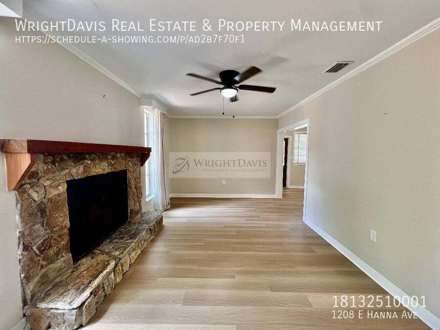 House for rent at 1208 E Hanna Ave, Tampa, FL 33604