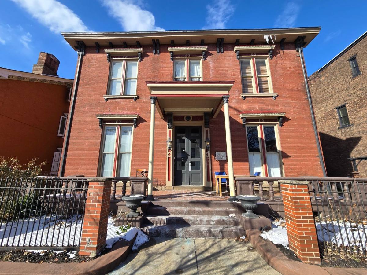 Apartment for rent at 934 Western Ave, Pittsburgh, PA 15233