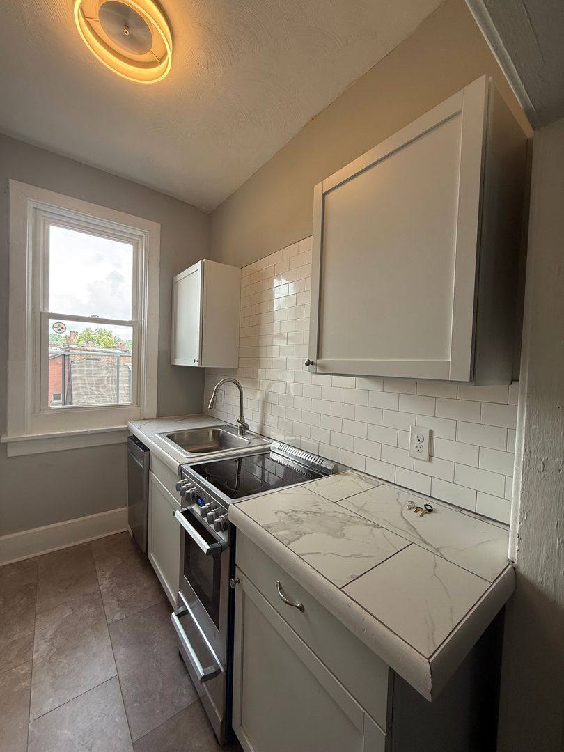 Apartment for rent at 934 Western Ave, Pittsburgh, PA 15233