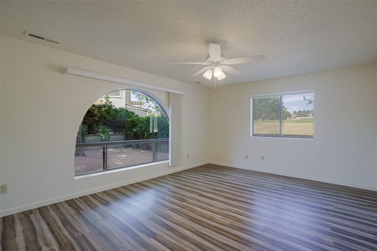 Townhouse for rent at 1298 N Tapadero, Dewey, AZ 86327