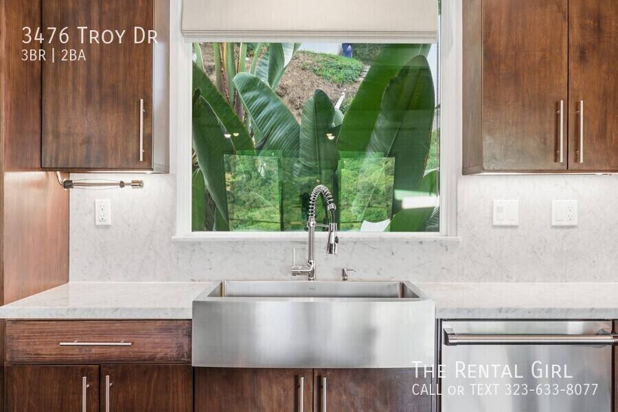 House for rent at 3476 Troy Dr, Los Angeles, CA 90068