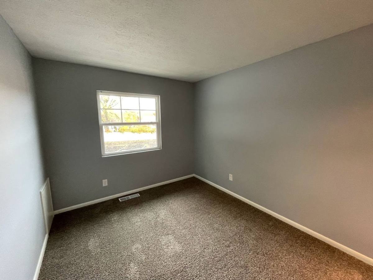 Apartment for rent at 16-34 Berwyck Dr, Akron, OH 44312