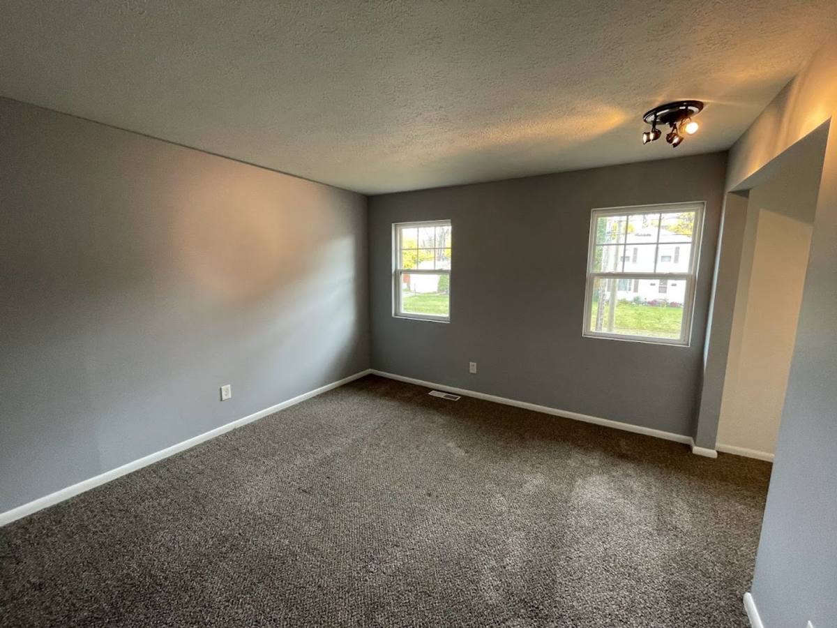 Apartment for rent at 16-34 Berwyck Dr, Akron, OH 44312