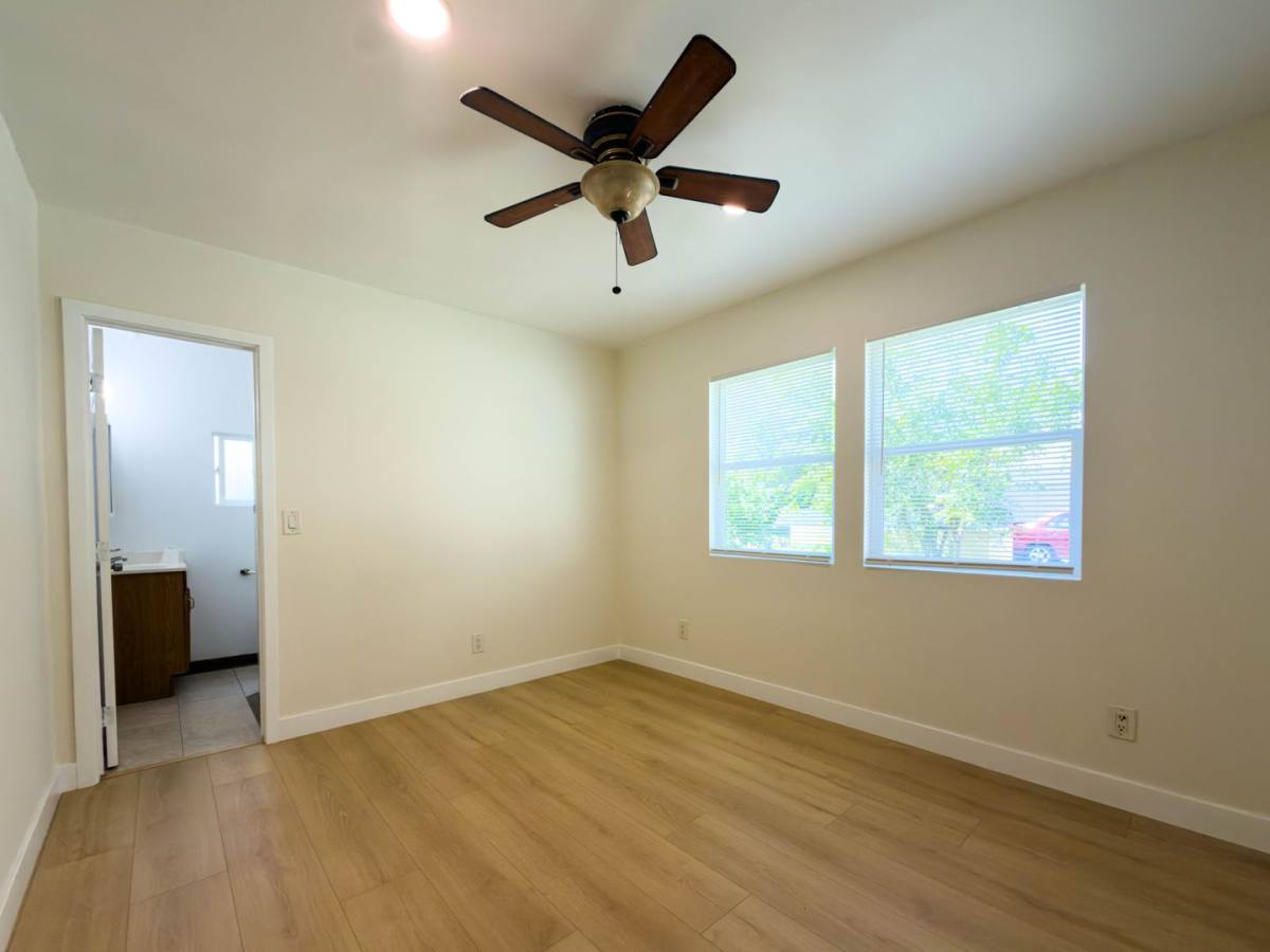 Apartment for rent at 411 W Windsor Rd, Glendale, CA 91204
