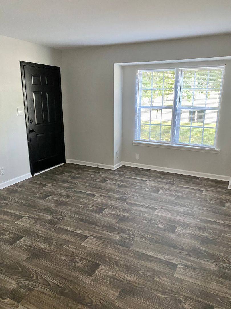 Townhouse for rent at 638 Rs Bradley Blvd #C, Clarksville, TN 37042