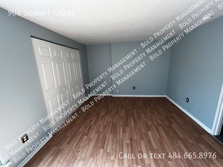 House for rent at 906 Summit Chase, Reading, PA 19611