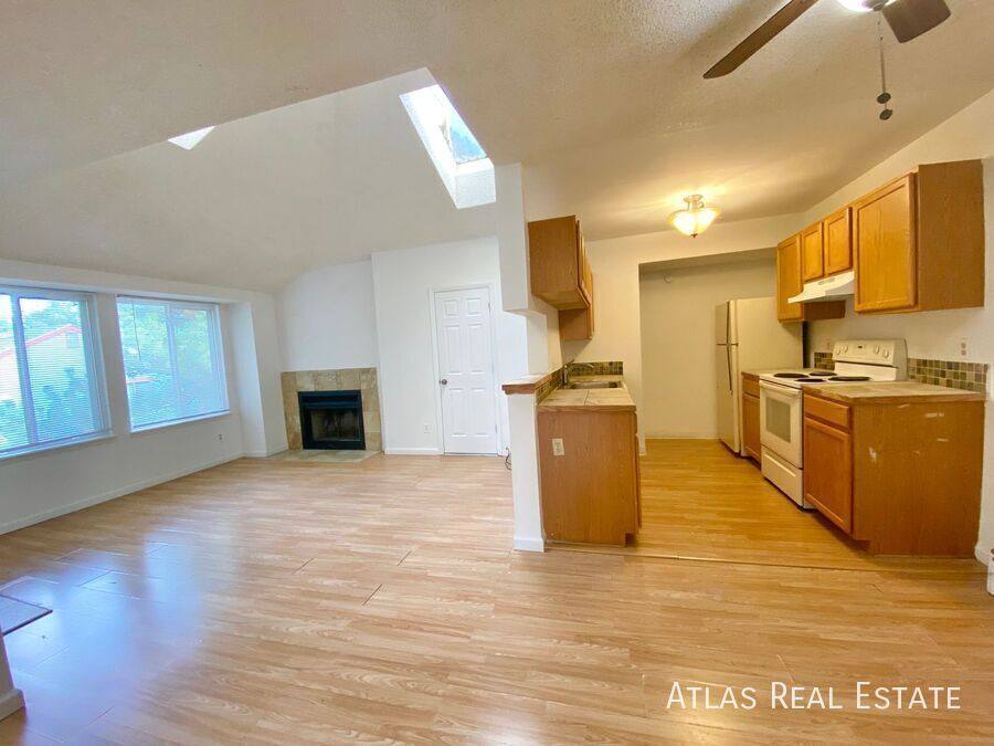 Condo for rent at 842 S Uravan Court #C, Aurora, CO 80017