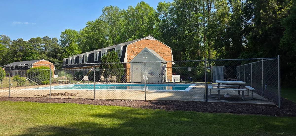 Apartment for rent at 6000 River Rd #20, Washington, NC 27889