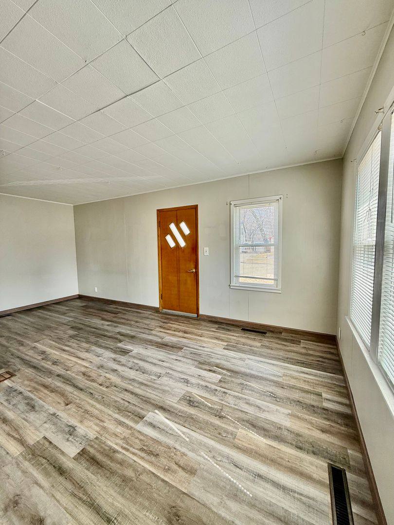 House for rent at 415 7th Ave NE, Valley City, ND 58072