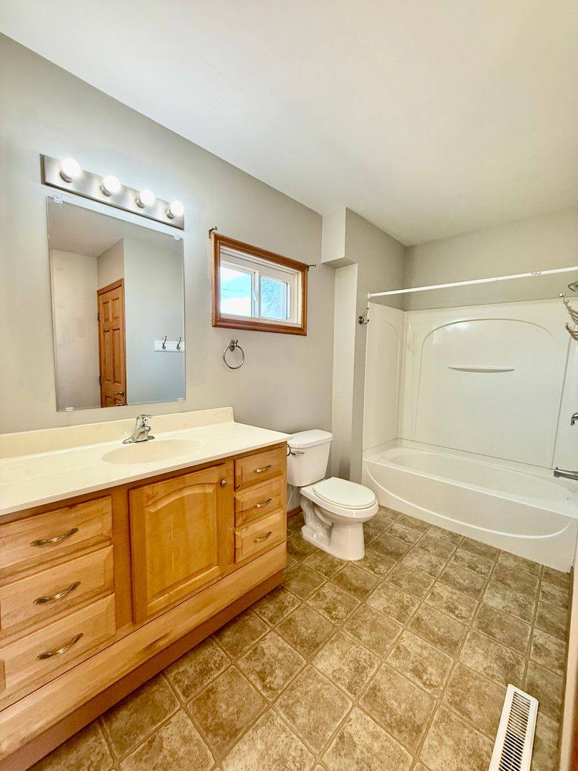 House for rent at 415 7th Ave NE, Valley City, ND 58072