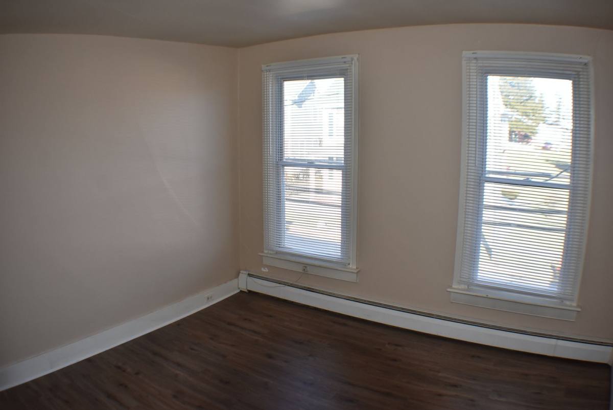 House for rent at 28 W Forrest Ave, Shrewsbury, PA 17361