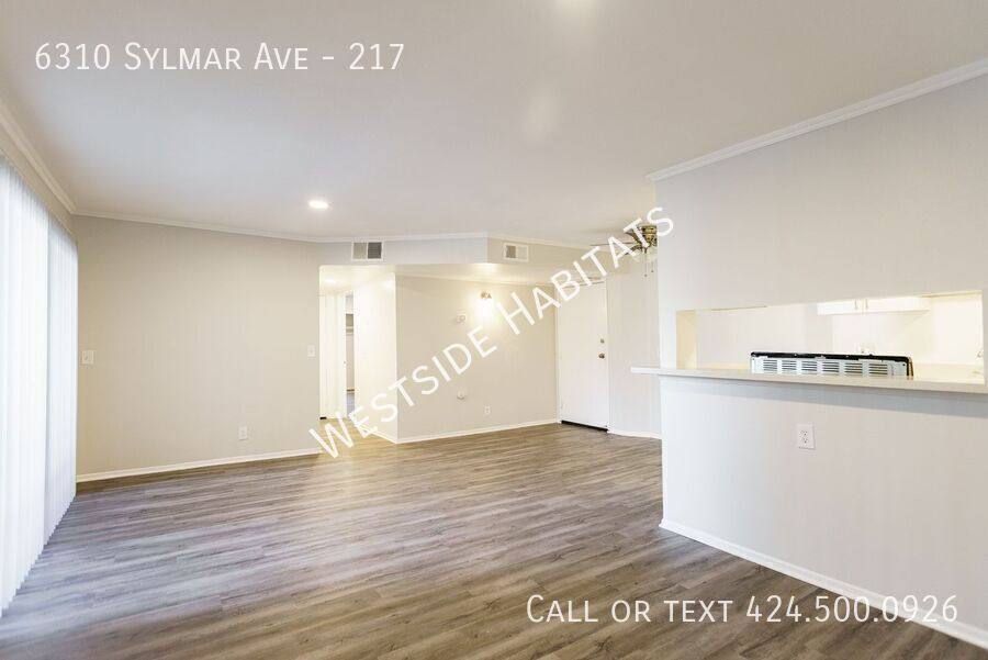 Apartment for rent at 6310 Sylmar Ave, Van Nuys, CA 91401